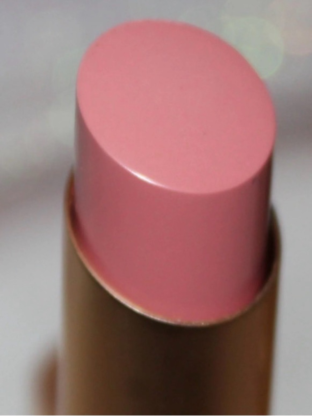 Nude Beach Too Faced Lip Creme color  3g - Picture 4 of 10